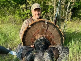 Chad Meadows of St. Helen with turkey